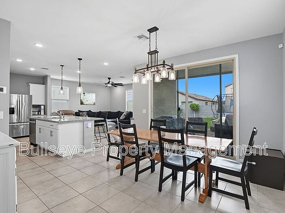 5th image of 40462 W Sunland Dr
