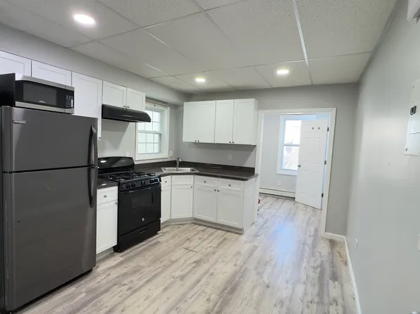 317 E Jersey St Floor 2, Elizabethport, NJ 07206