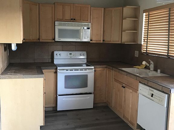 3rd image of 9415 Gold Coast Dr Unit B6