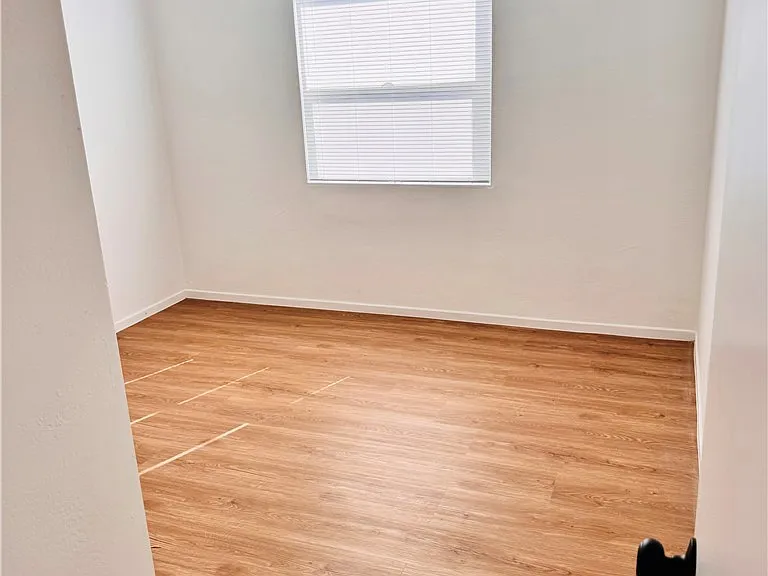 26814 Mansfield St #26814A — Photo 7