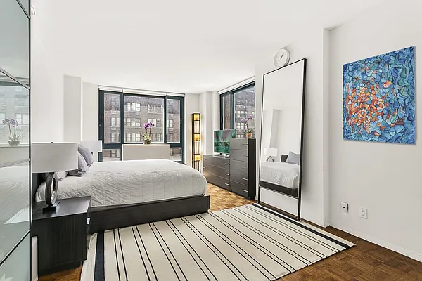 Sold by Compass | media 17