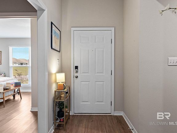 4th image of 1203 Hayward Loop