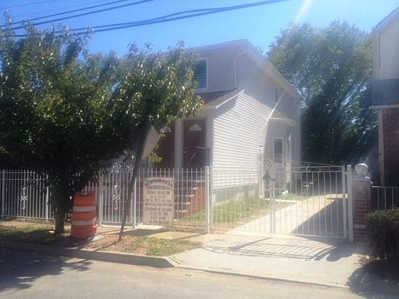 2nd image of 21508 104th Ave
