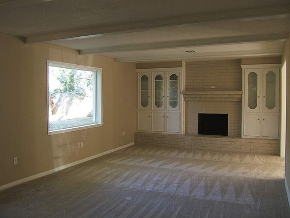 5th image of 9638 Lark Meadow Dr