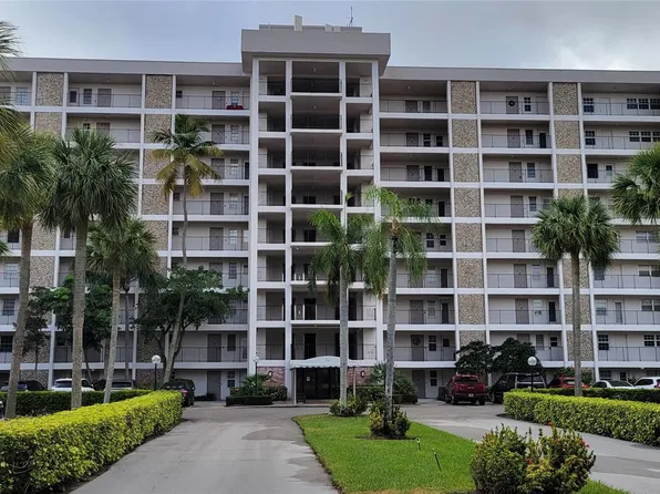 3150 N Palm Aire Drive #807, Pompano Beach, FL 33069