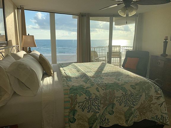 3rd image of 3815 S Atlantic Ave APT 303