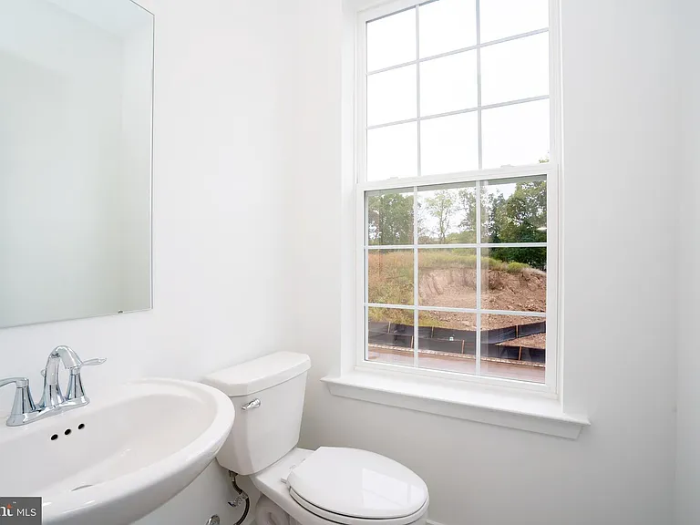 144 Ada Hightower Ave — Photo 12
