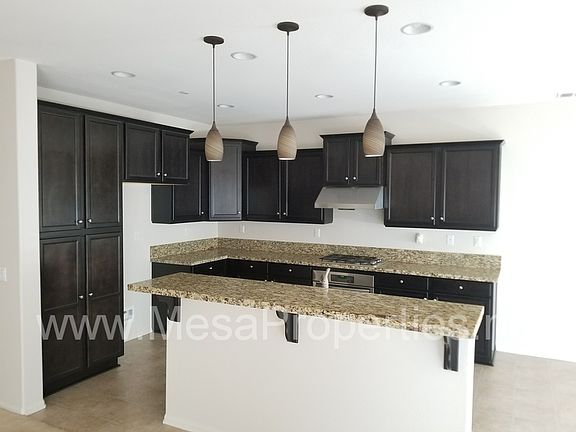 5th image of 11217 Scarlet Ave