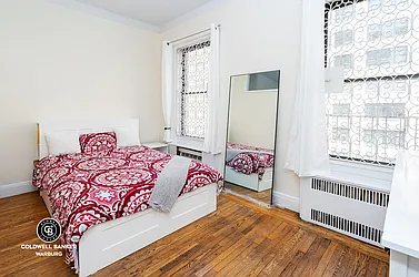 Rented by Coldwell Banker Warburg