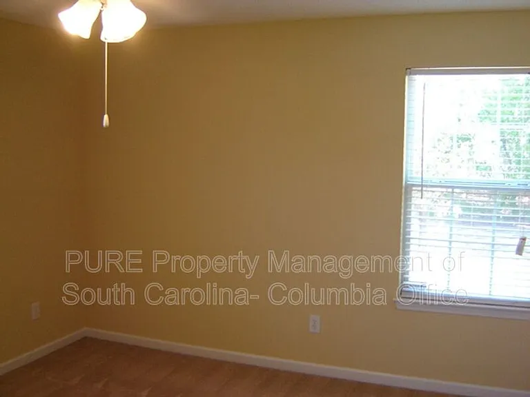 218 Sterling Cross Dr — Photo 7