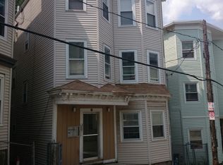 29 Darling St, Roxbury, MA 02120