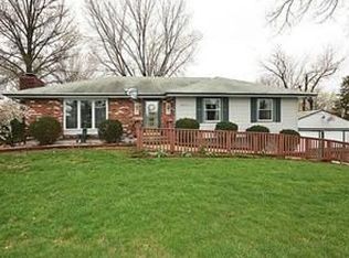8009 S Church Rd, Pleasant Valley, MO 64068