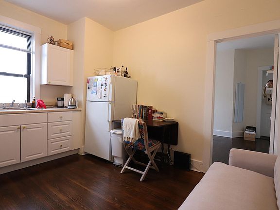 3rd image of 126 Babcock St #27C