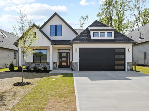 323 Eagle Mill Ln, Greer, SC 29651