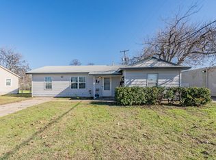 320 NW Renfro St, Burleson, TX 76028