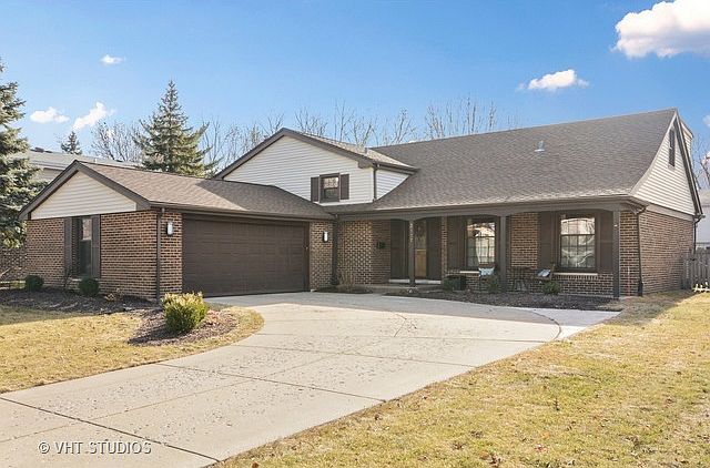 1st image of 3127 N Windsor Dr