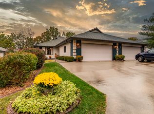 181 Southport Ln #26, Kimberling City, MO 65686