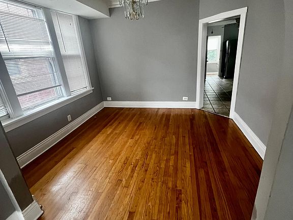 3rd image of 2404 S 56th Ct #2