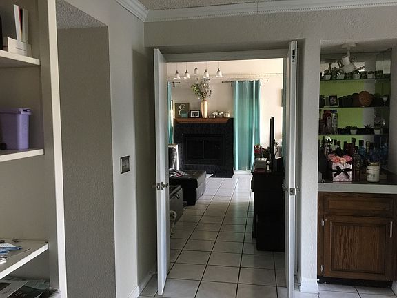 3rd image of 2313 S Fairway Dr