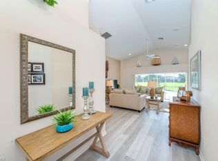 8421 Indian Wells Way, Naples, FL 34113