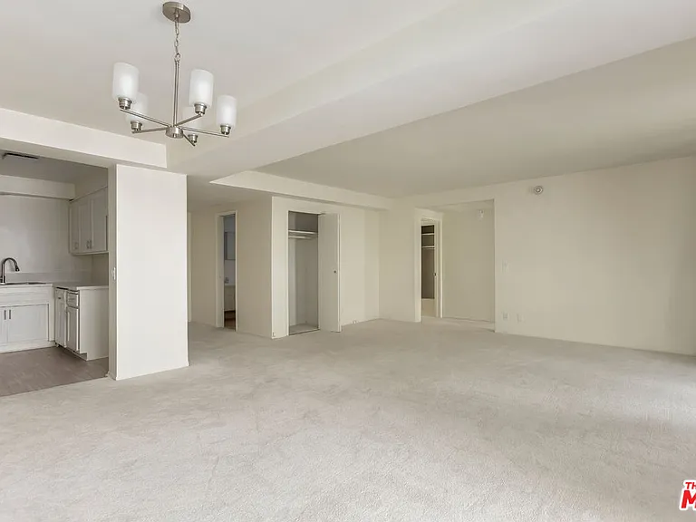 11789 Montana Ave #9 — Photo 9