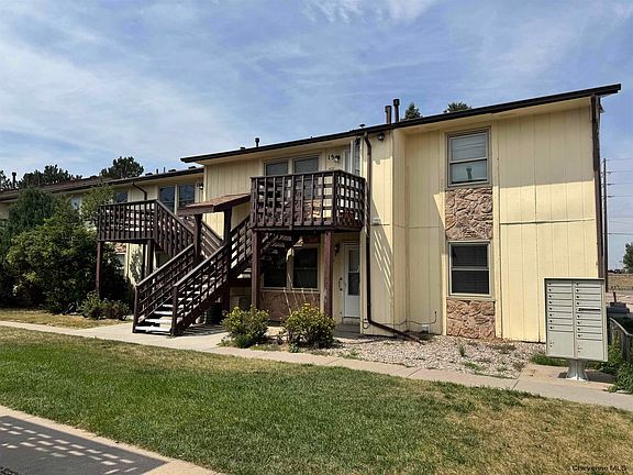 2nd image of 1532 Trent Ct APT 7
