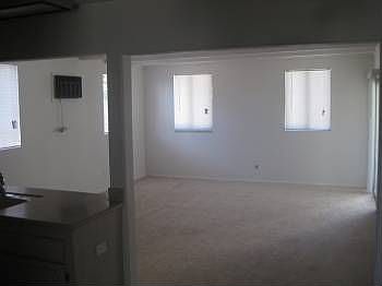 2nd image of 11811 Elkins Cv
