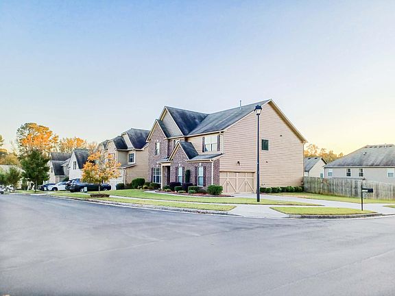 2nd image of 1153 Park Hollow Ln