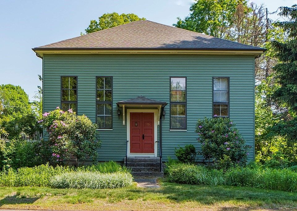 73 Village St, Medway, MA 02053 Zillow