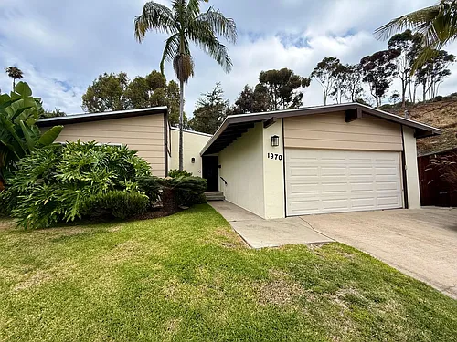 1970 Gardena Pl Photo 1