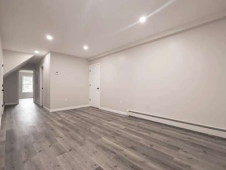 290 Salem St #2 — Photo 6