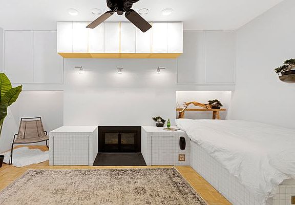2nd image of 344 W 12th St APT 1E
