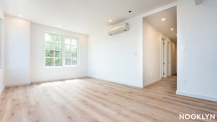 Rented by Nooklyn NYC LLC | media 95