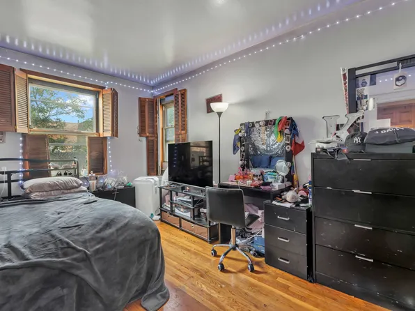 800 Grand Concourse image 13 of 19