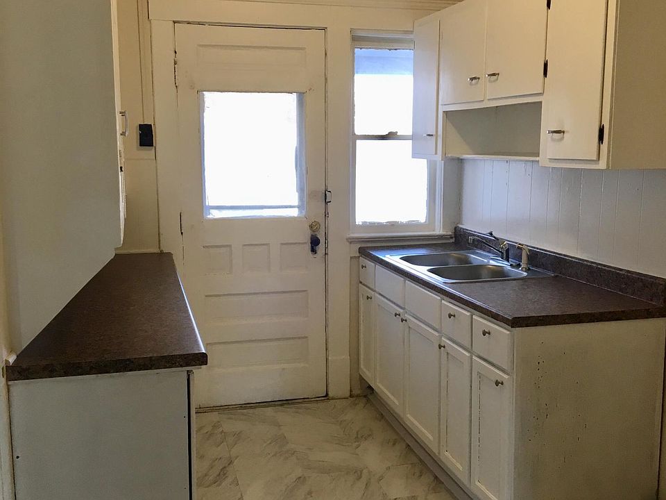 2nd image of 1577 Newman Ave