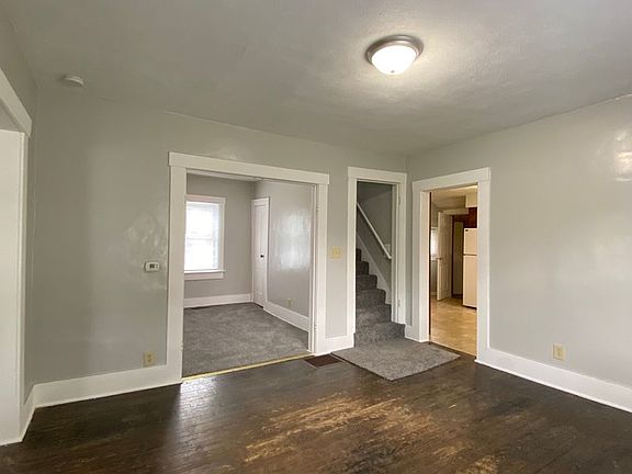 4th image of 615 W Wilkinson St