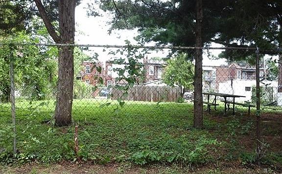4th image of 3803-3805 Greer Ave