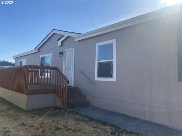 907 York St #84, Aumsville, OR 97325