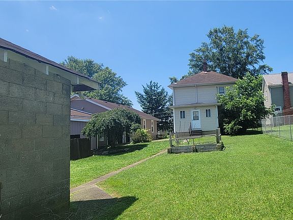 4th image of 118 Ingleside Ave