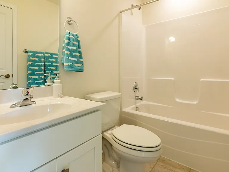 335 John Adams Dr — Photo 23
