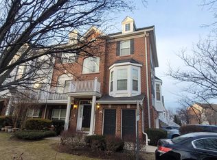 13 McMartin Ct, Jersey City, NJ 07305