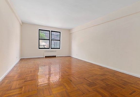 3rd image of 500 W 235th St APT 3N
