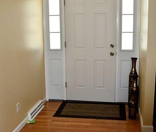 4th image of 27 Janebar Cir
