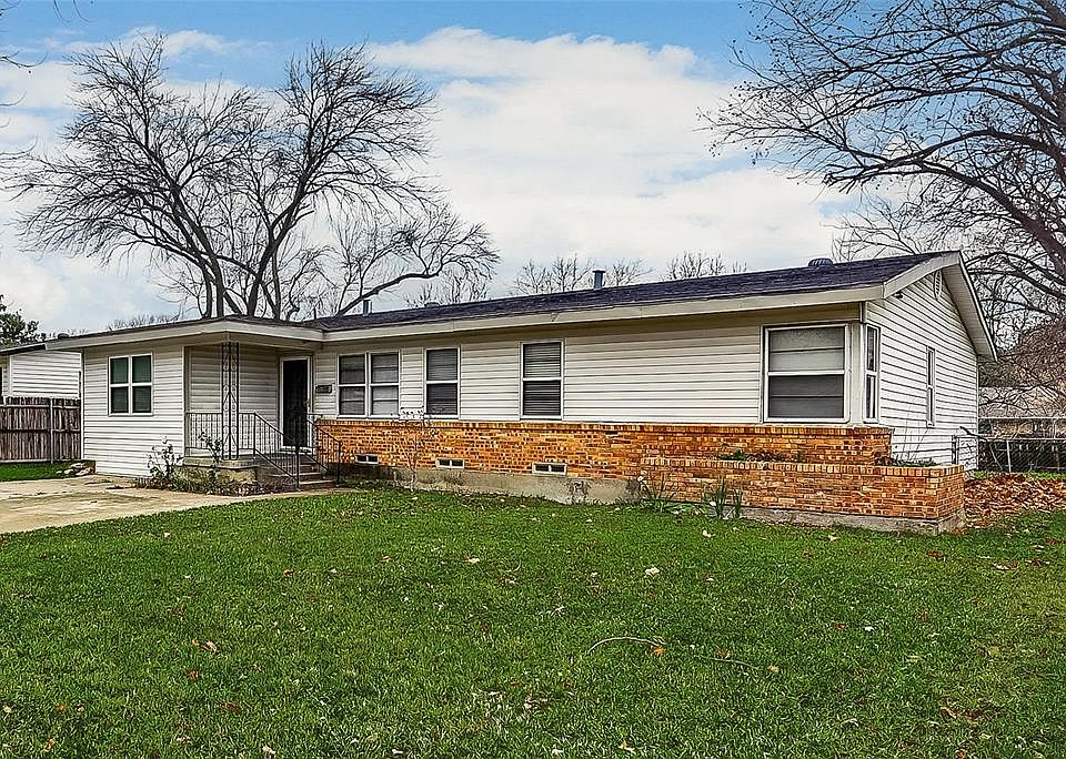 1st image of 1014 Burleson St