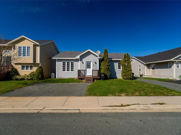 4 Parkview Crescent, St. John's, NL A1H1B5