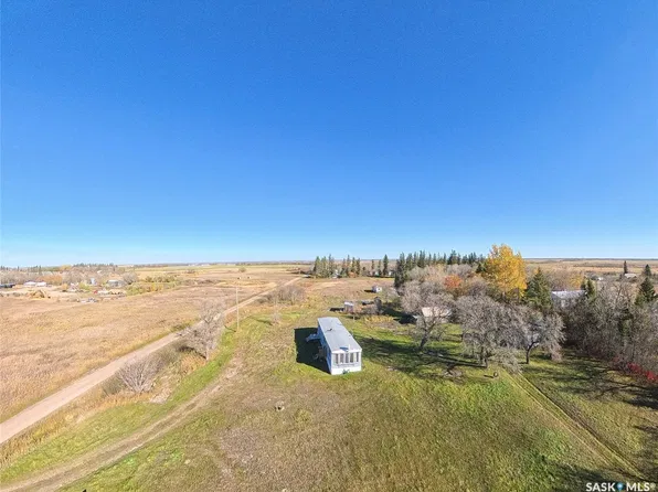 902 Railway Avenue, Sheho, SK S0A 3T0