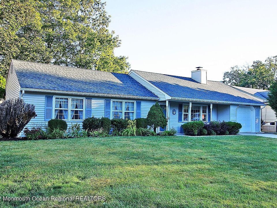 1st image of 414 Brentwood Pl