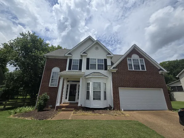 2565 Milton Ln, Thompsons Station, TN 37179