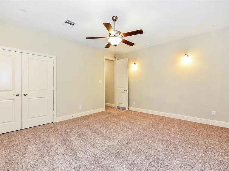 137 Skybranch Dr — Photo 6