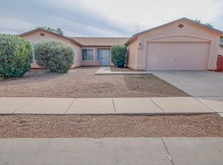 10008 E Moonstruck Way, Tucson, AZ 85747